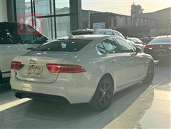 جاكوار XE